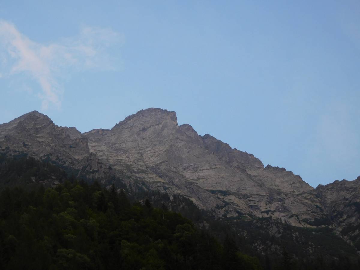 Punta Pioda dai pressi dell'alpe colla