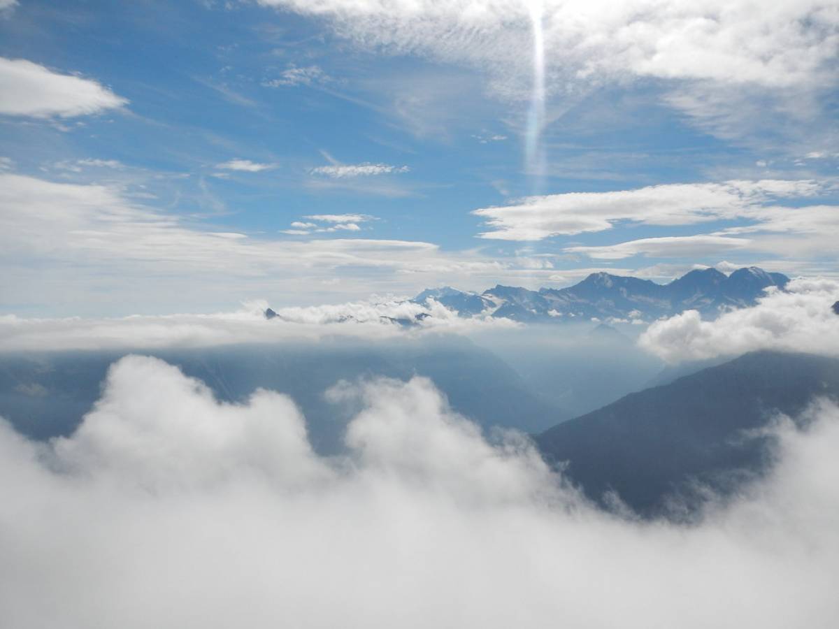 Montagne dalla cima del Boni