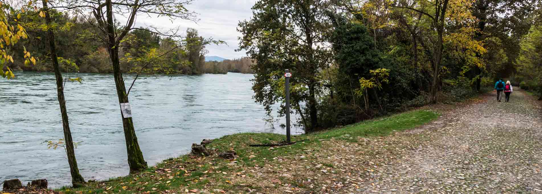 Verso il fiume azzurro - A spasso con la guida