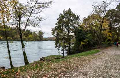 Verso il fiume azzurro - A spasso con la guida