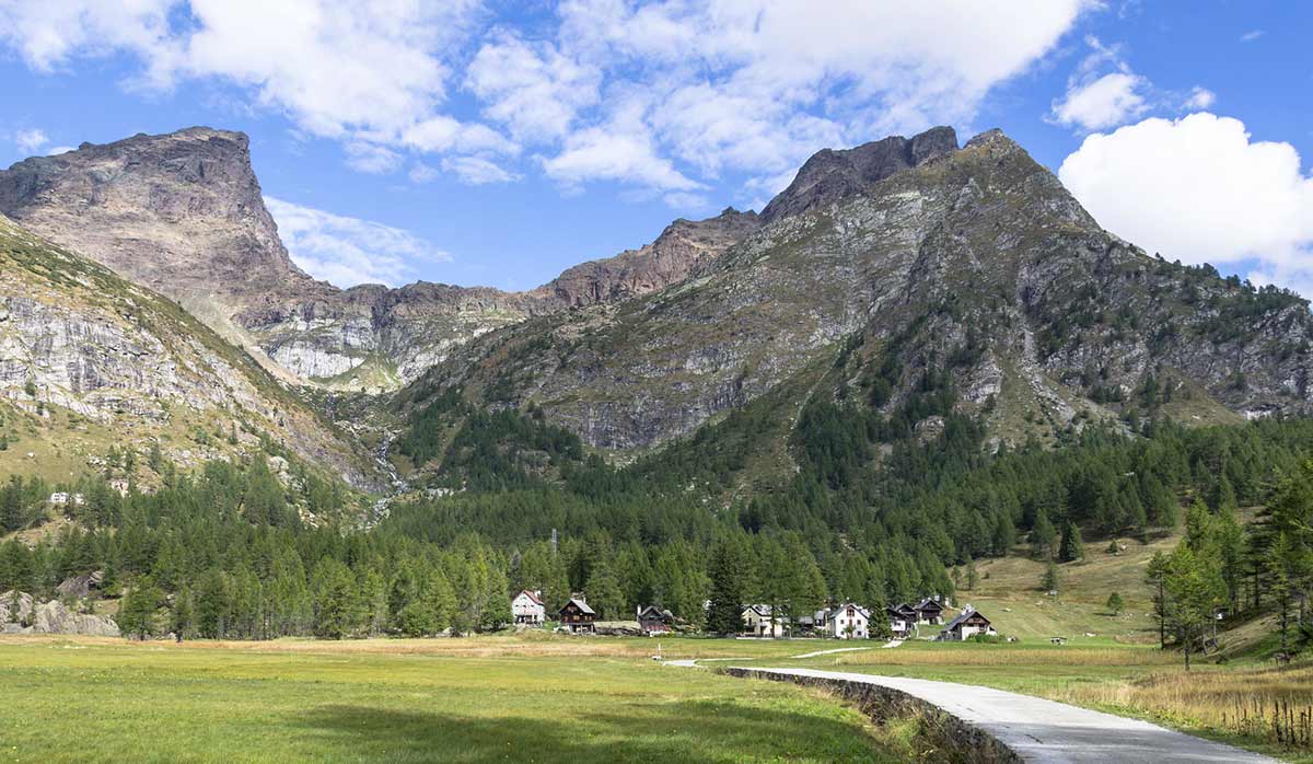 Alpe Devero - La piana del Devero e punta della Rossa